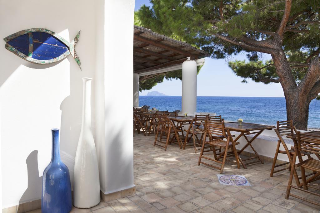 Hotel Mercanti Di Mare Santa Marina Salina Bagian luar foto